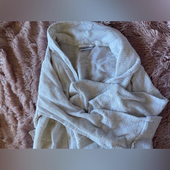 Parachute Robe - Picture 6 of 7